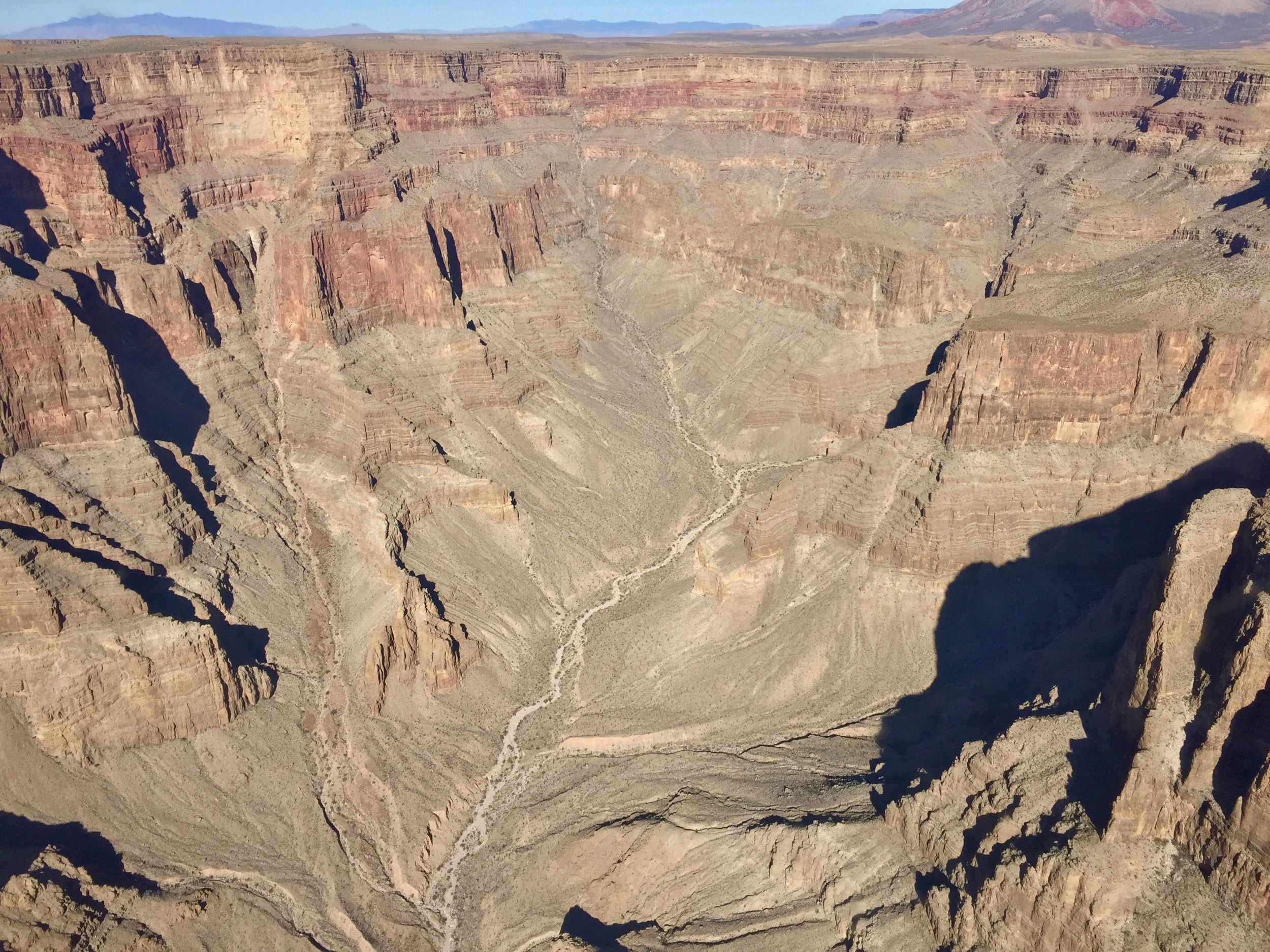The Grand Canyon itself consists of many small canyons
